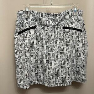 GG Blue Skort Paris Milan NY London Black White 3 Pockets Chic M